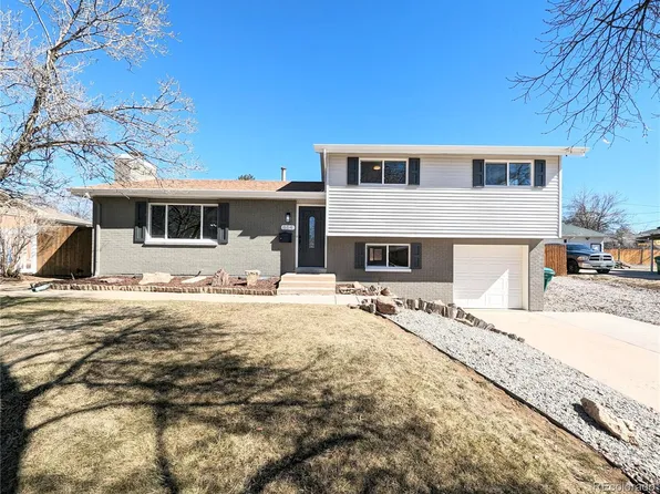 864 Dawson Street, Aurora, CO 80011