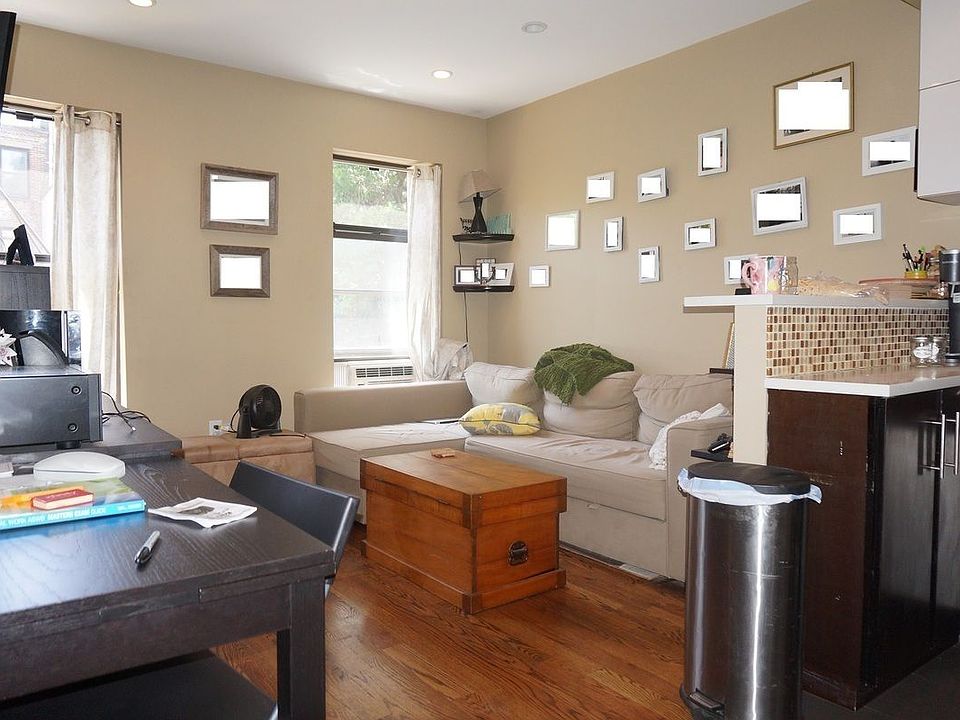 1st image of 310 Clifton Pl APT 2R