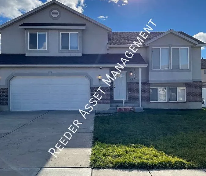 3327 W 4350 S — Photo 1