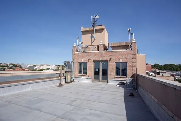 Rented by Chase Global Realty Corp | media 8