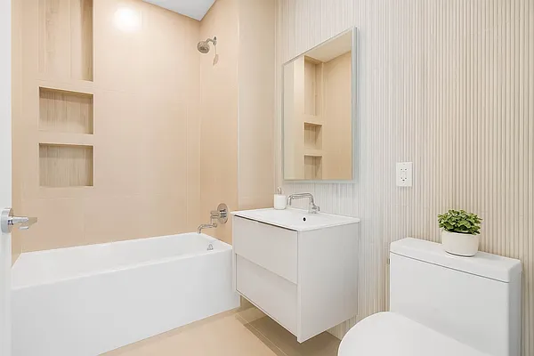 Rented by Doorway NYC, LLC | media 4