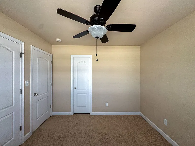 1424 Saint Johns Loop — Photo 22
