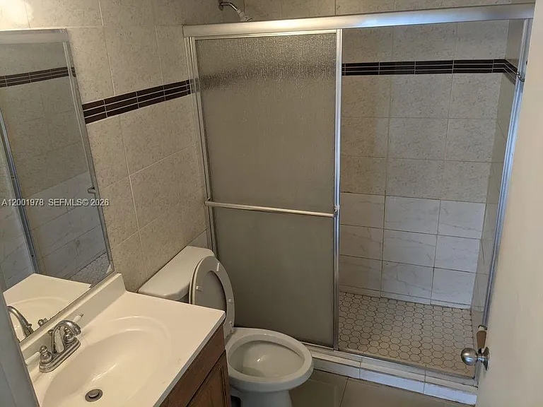 7125 NW 186th St #B209 — Photo 12