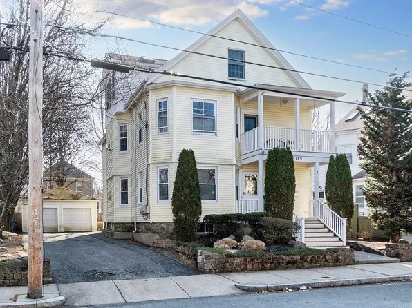 189 Robbins St #2, Waltham, MA 02453