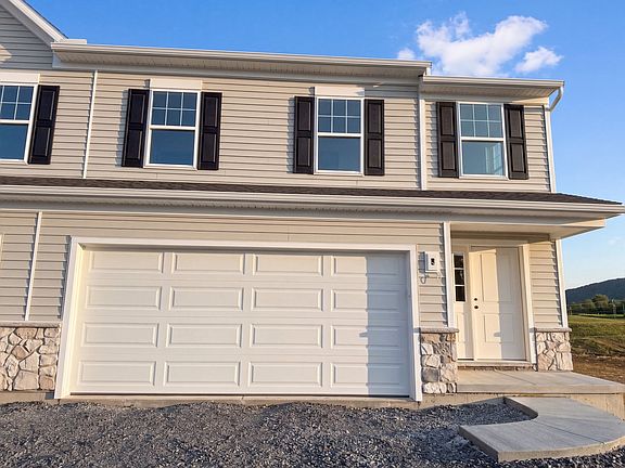 2nd image of 141 Redbud Rd