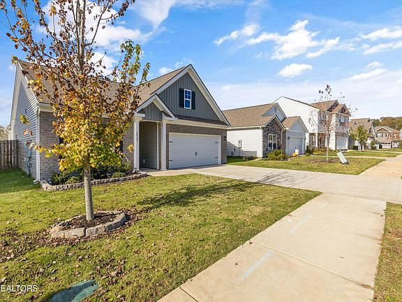 3rd image of 6065 Bayonet Ln