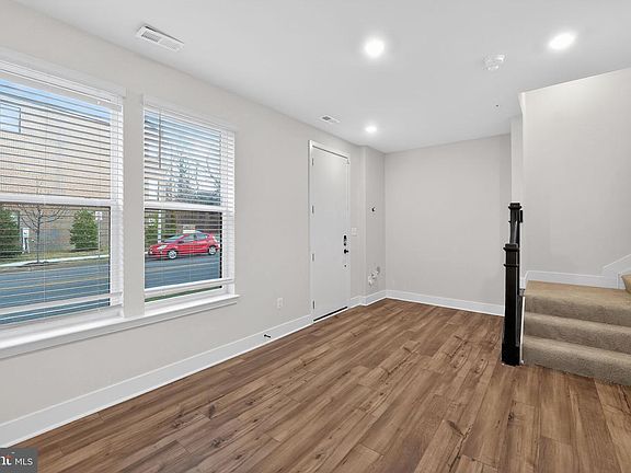 5th image of 1505 Roland Heights Ave