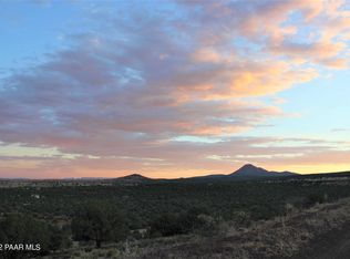 9938 W Gleed Station Rd, Ash Fork, AZ 86320