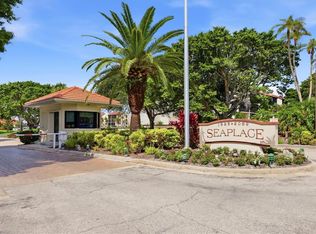 2089 Gulf Of Mexico Dr #G1-302, Longboat Key, FL 34228