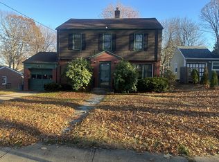 125 Stimson Rd, New Haven, CT 06511