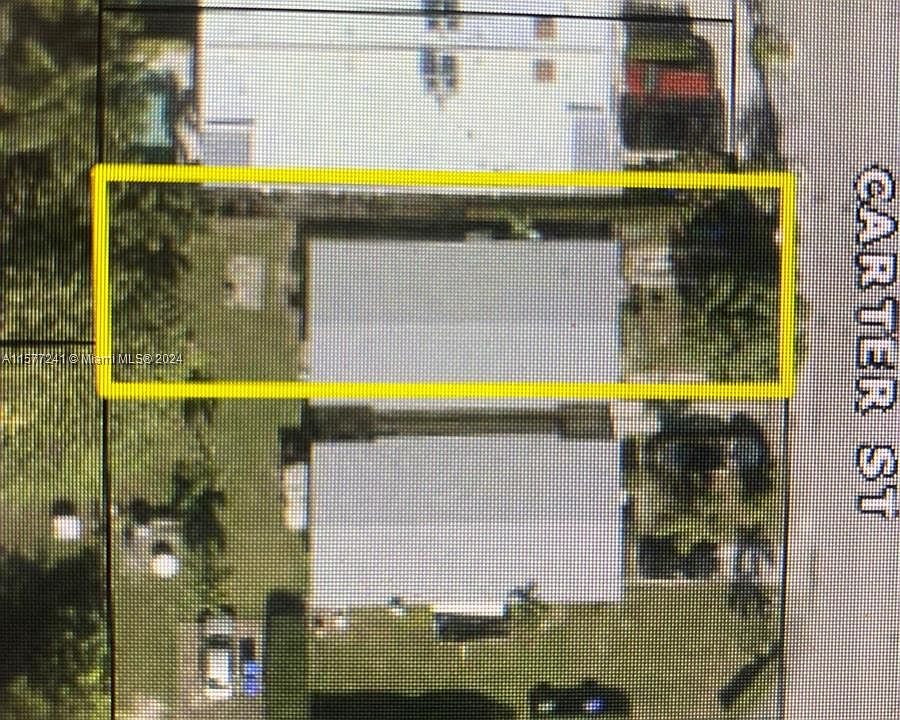 2nd image of 3082 Carter St