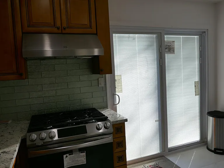 1243 Hanover Pl — Photo 25