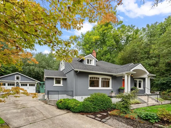 11511 SW 39th Ave, Portland, OR 97219