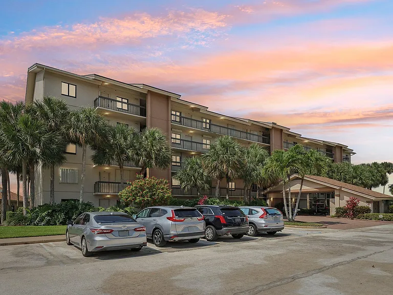 1601 Marina Isle Way #101 — Photo 31