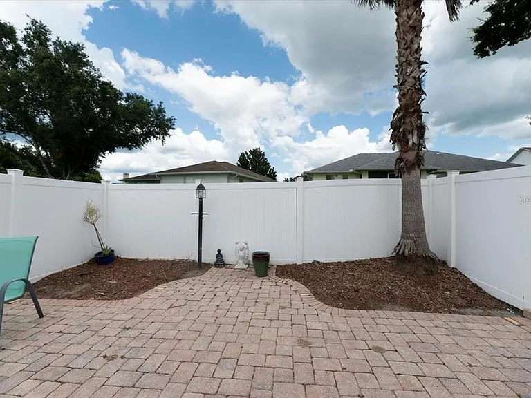 5845 Danterbury Ct — Photo 56