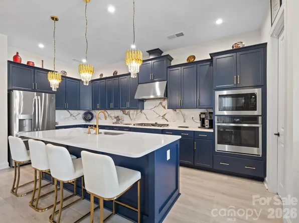 6015 Waldorf Ave, Monroe, NC 28110