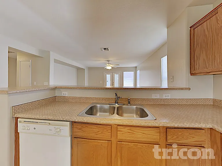 6014 S 16th Ln — Photo 6