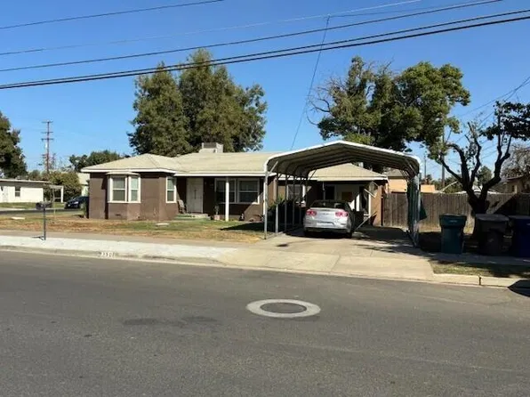 390 N Highland Street, Tulare, CA 93274