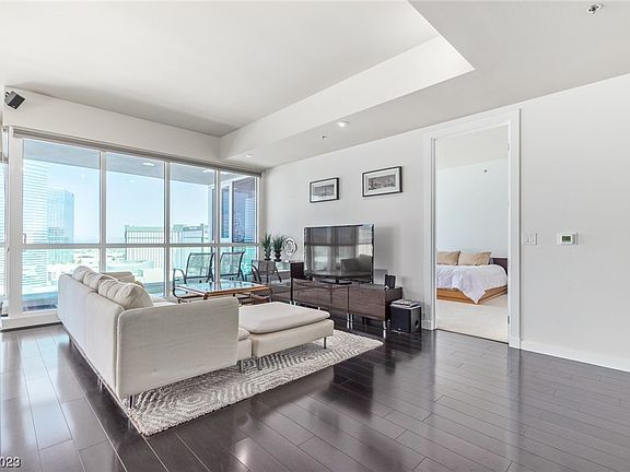 3rd image of 4575 Dean Martin Dr Unit 2209