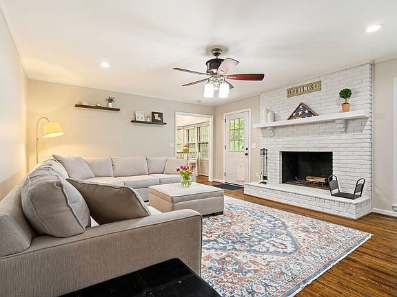 4th image of 669 Paden Dr