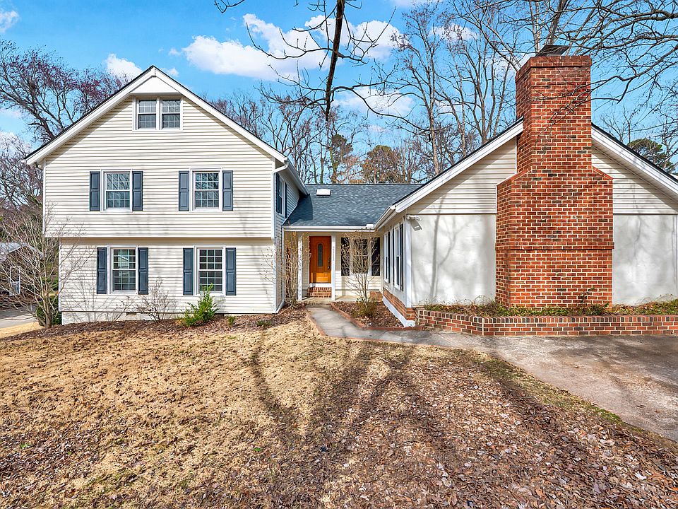 1st image of 2113 Port Royal Rd