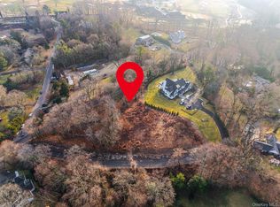 36 Cow Neck Road, Sands Point, NY 11050