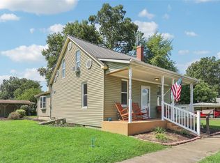 478 E Lebanon St, Nashville, IL 62263