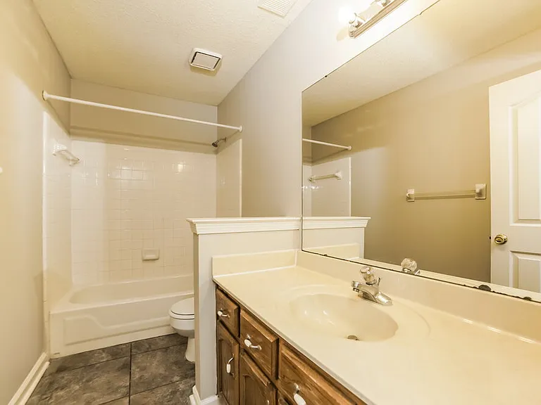 5618 Heather View Dr — Photo 14