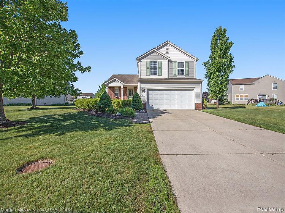 7663 Ring Neck Dr, Waterford, MI 48327 Zillow