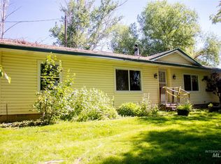 8744 Foothill Rd, Middleton, ID 83644