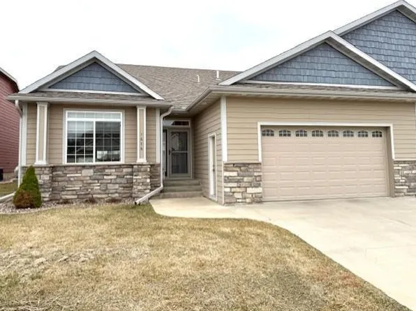 1676 Alexander Rd NE, Rochester, MN 55906