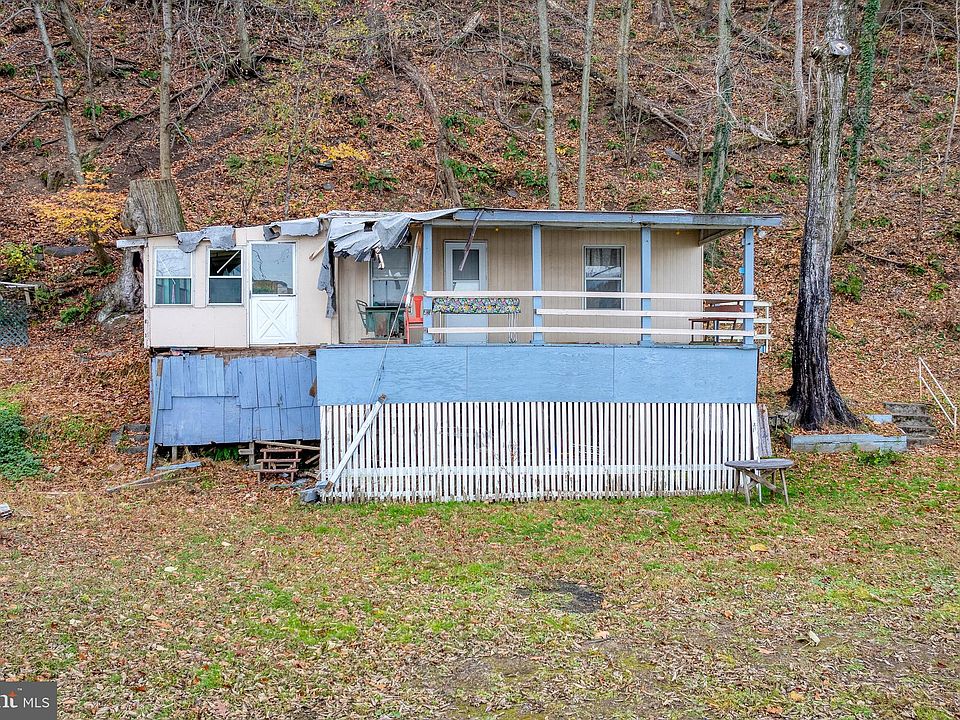 1st image of 253 Murphys Hollow Ln