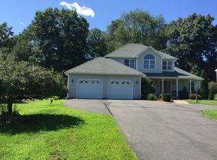 155 Collier Rd, Wethersfield, CT 06109