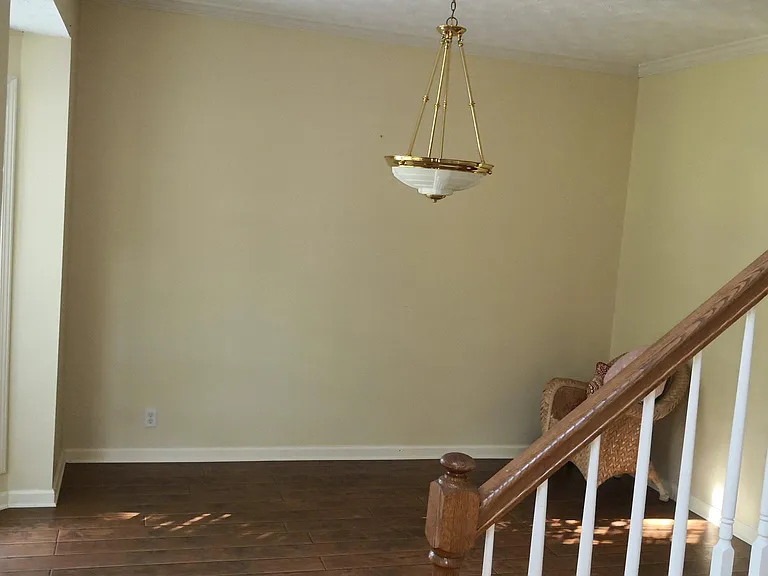 3330 Ashton Dr — Photo 3