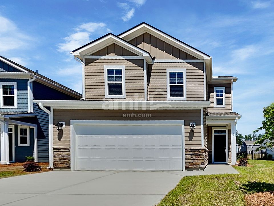 1st image of 528 Plumeria Ln