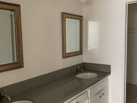 2nd image of 1900 Glendon Ave APT 103