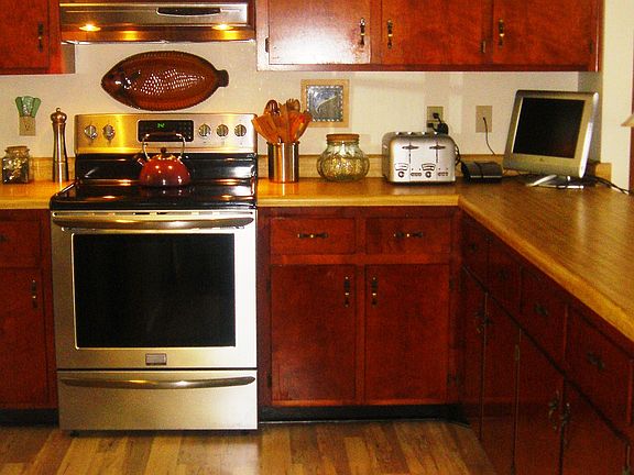 Kitchen -Stainess Appliances