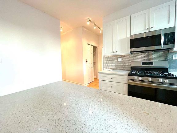 5th image of 286 Eastern Pkwy APT 5E