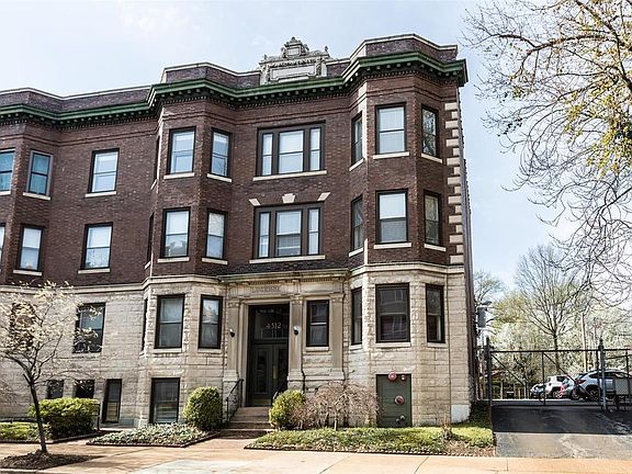 2nd image of 4512 McPherson Ave APT 2W