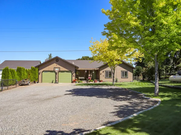 11506 Wide Hollow Rd, Yakima, WA 98908