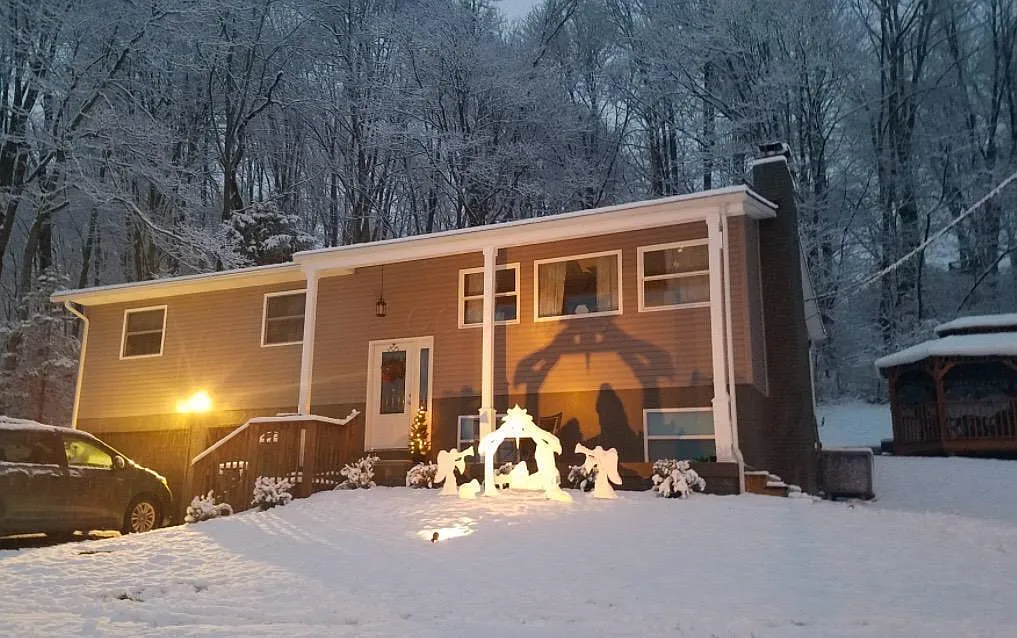 199 Briarwood Dr NE photo 1