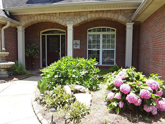 3rd image of 309 Winding Wood Dr