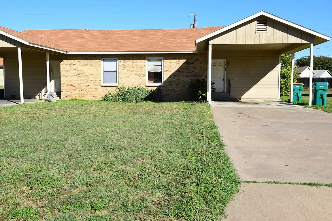 1621 Kelly Dr, Belton — Photo 2