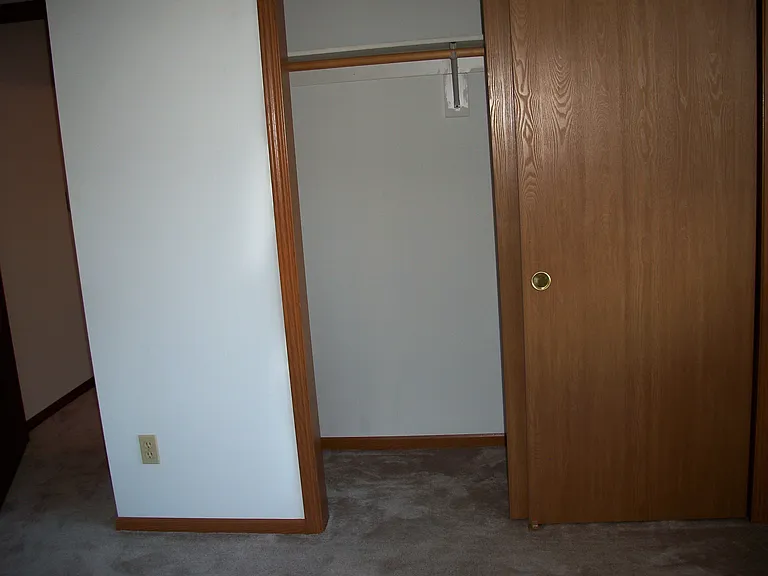 2051 Cliff Alex Ct S #3 — Photo 8