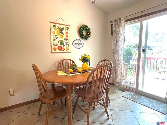 4th image of 4833 Chiswick Dr