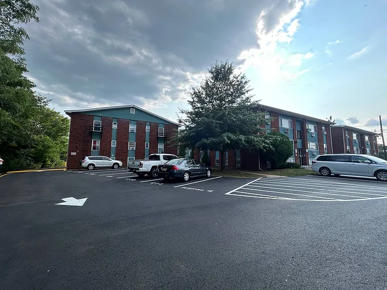18 Hampton Rd #A10 — Photo 10