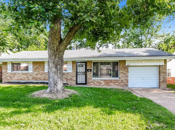933 Lebon Dr, Saint Louis, MO 63137