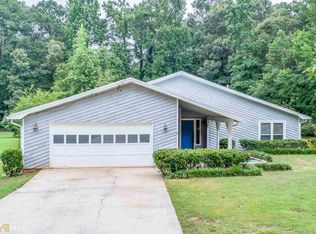 110 Hickory Dr, Stockbridge, GA