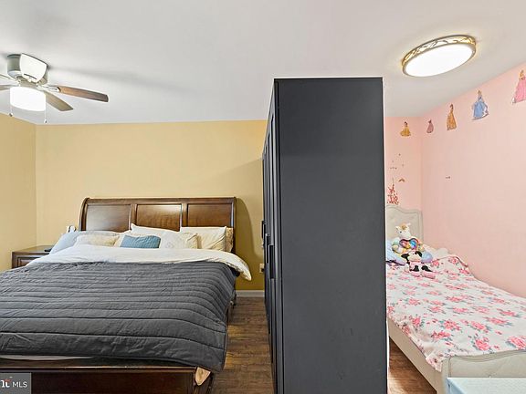 2nd image of 7604 Savannah St APT 203