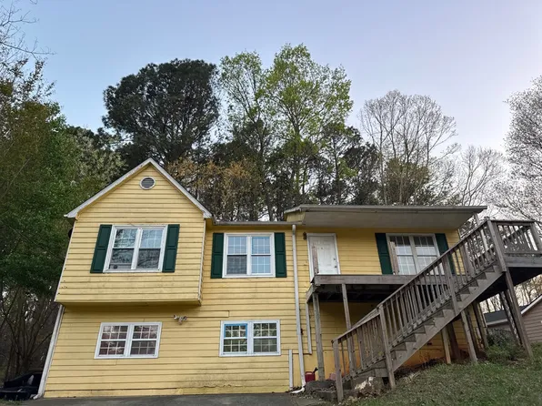 4371 Mitchell Hill Dr, Acworth, GA 30101